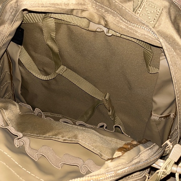 πͺπ»ππͺπ»β’π΄ Code Alpha x Tactical Backpackπ΄β’ππͺπ»π - Picture 4 of 16